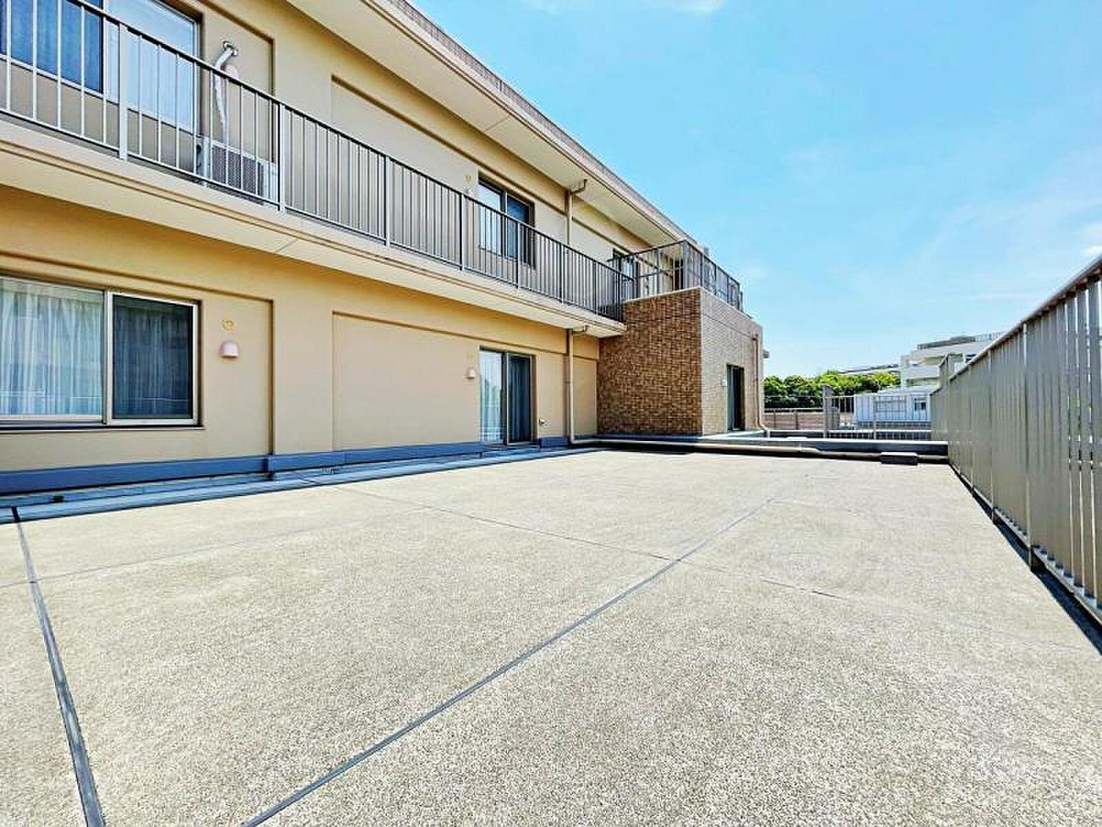 約28㎡の平場に、まだ何も置かれていない