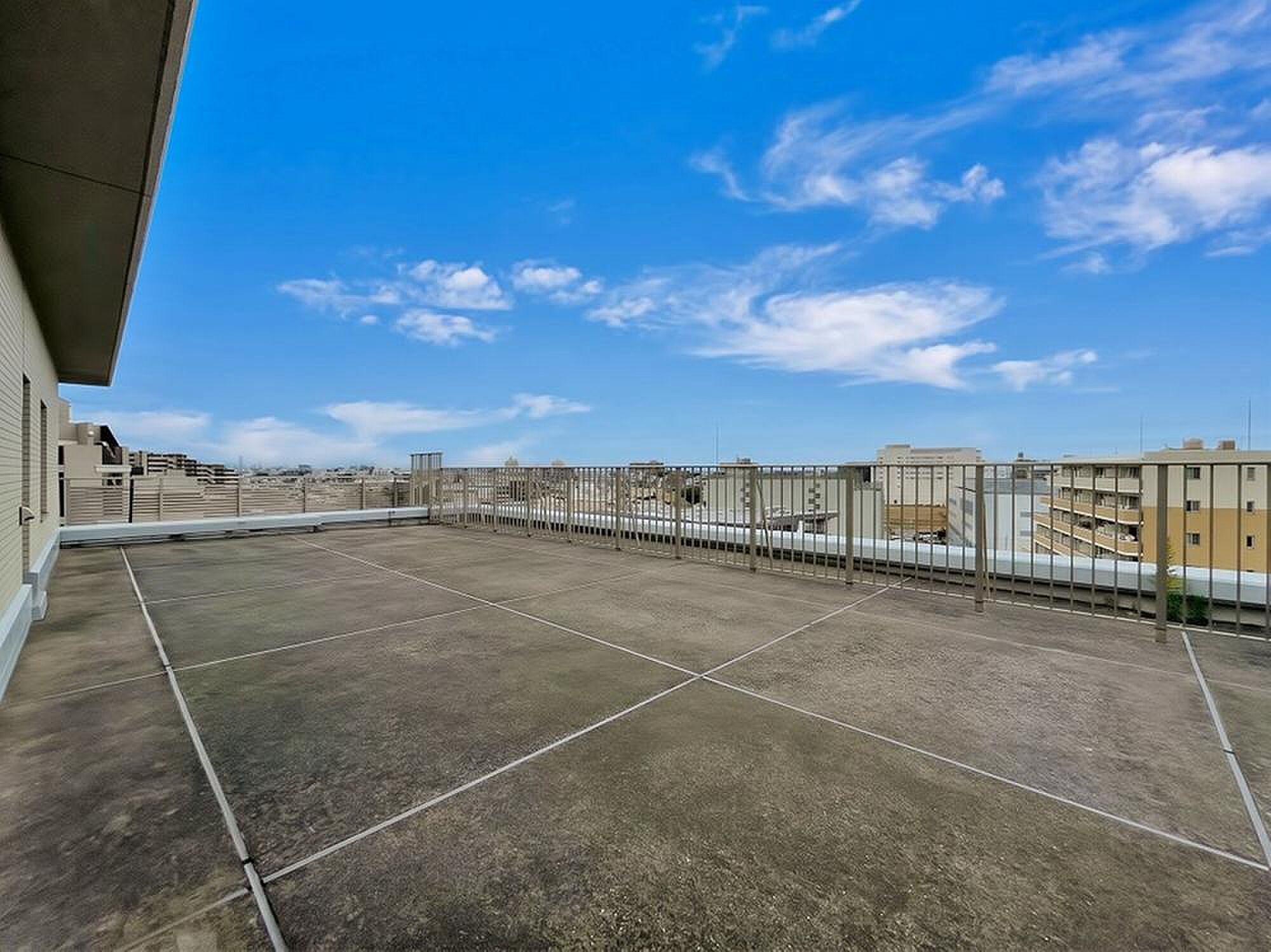 空に向かって、59㎡の平場がまるごと開く