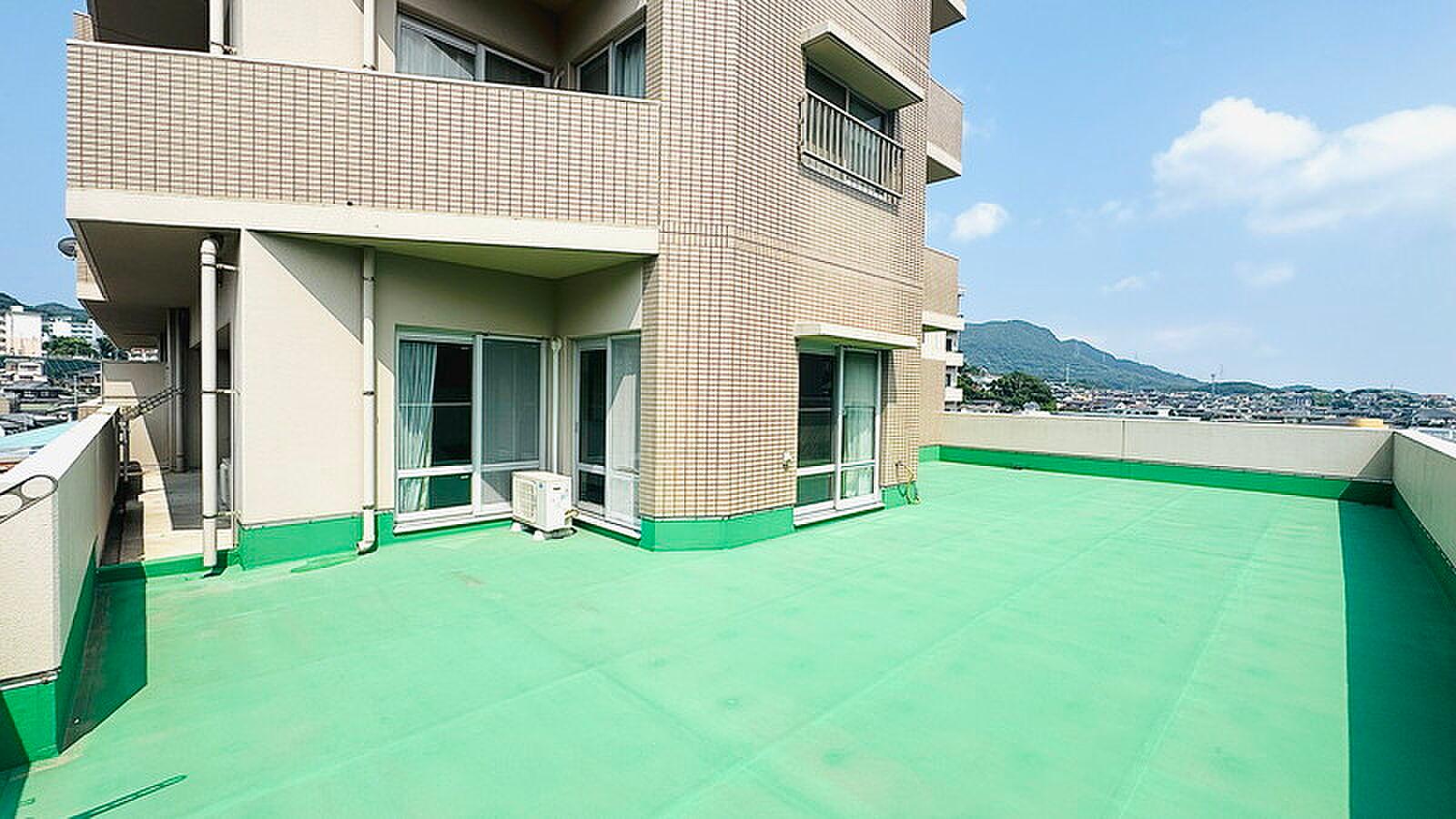 約89㎡、居室の外にもうひとつの敷地がある暮らし